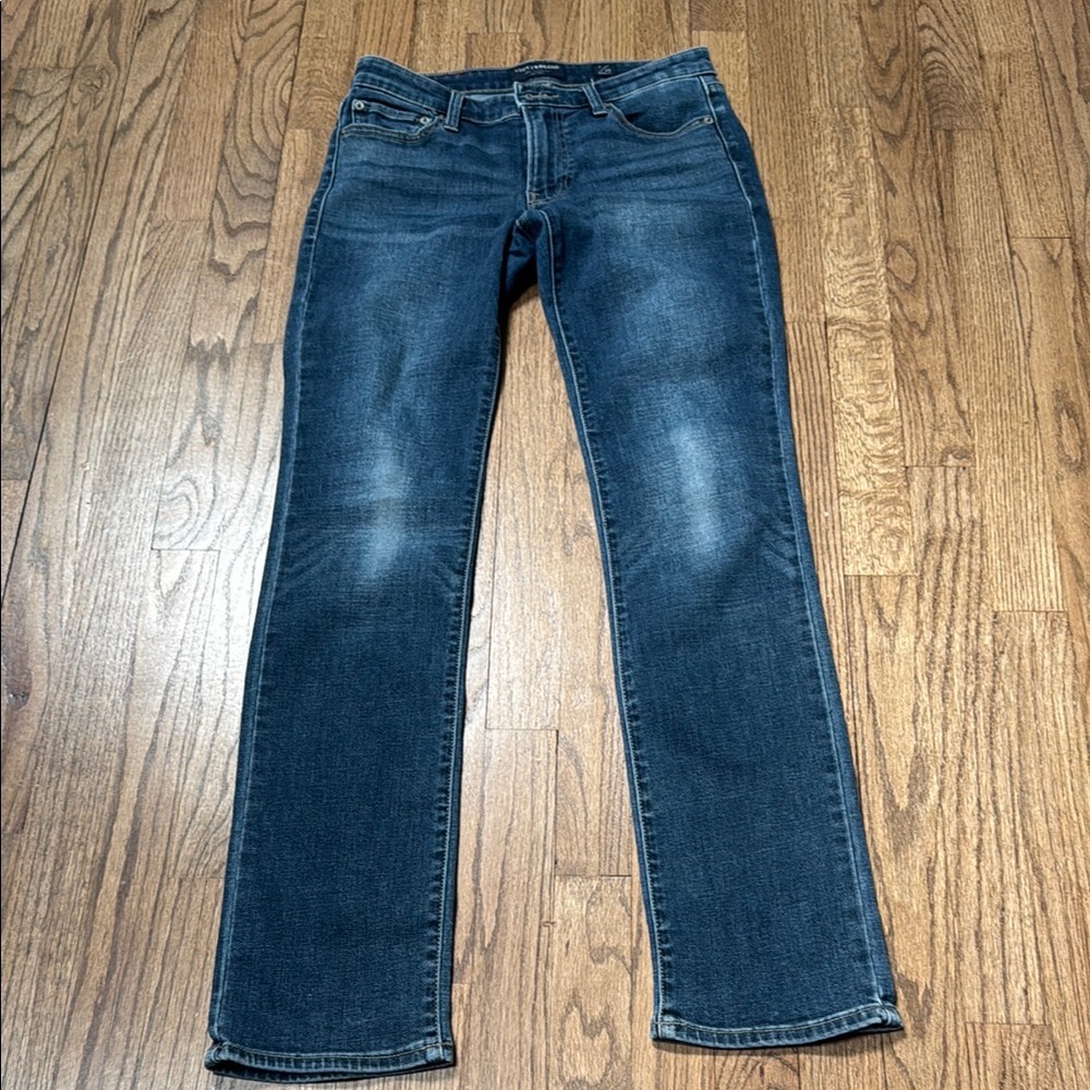 Lucky Brand Sweet Straight Jeans Size 2/26